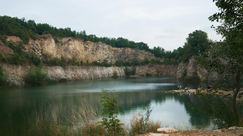 Penzion Zatisi Mikulov Exterior foto